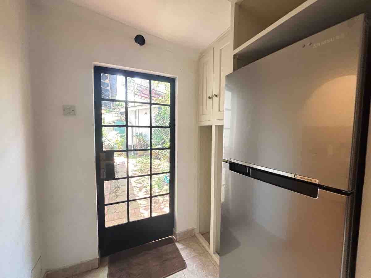 Hornbill Cottage dining area