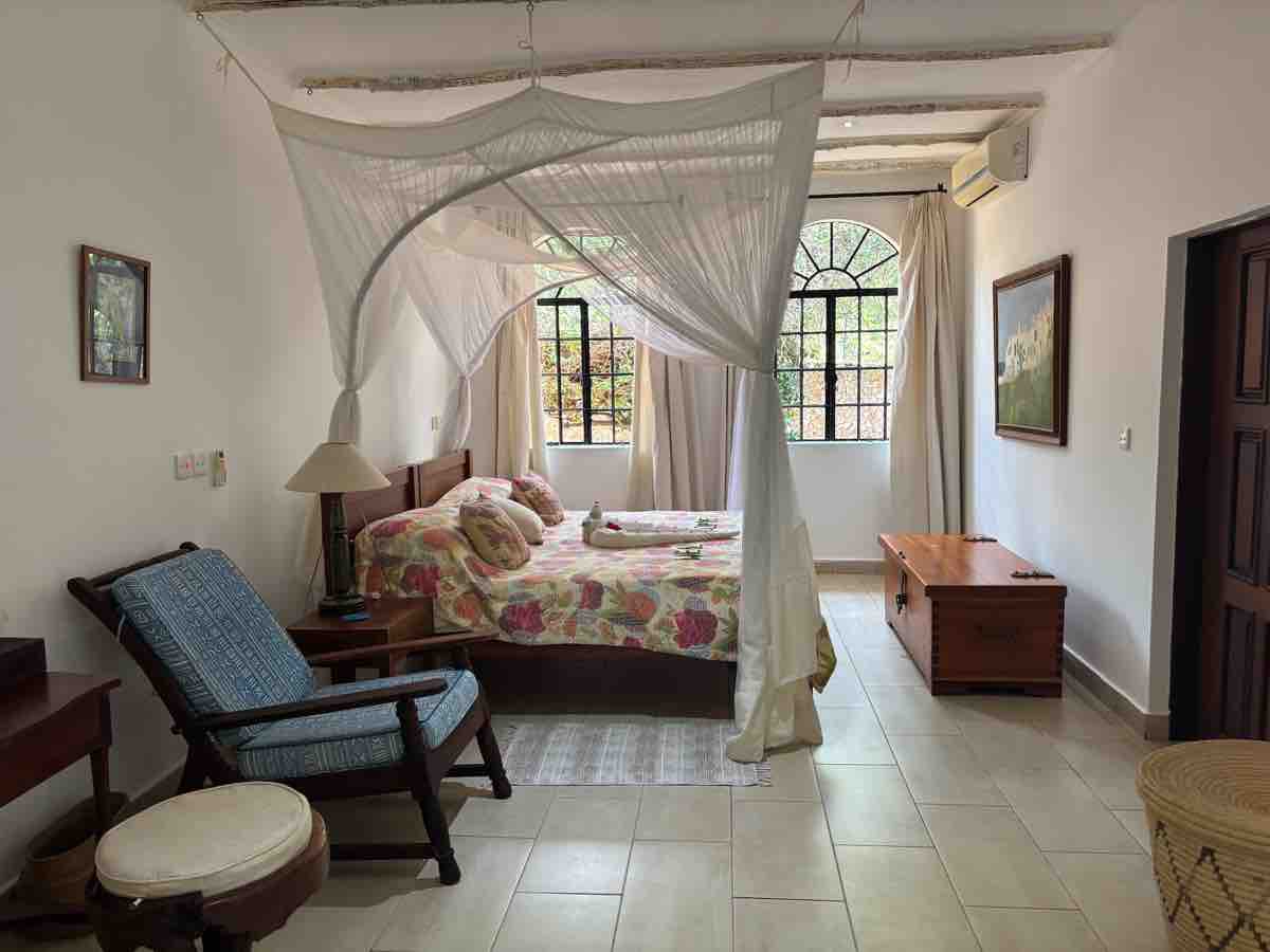 Watamu bedroom3-01