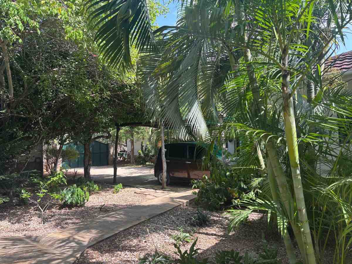 Watamu parking-01